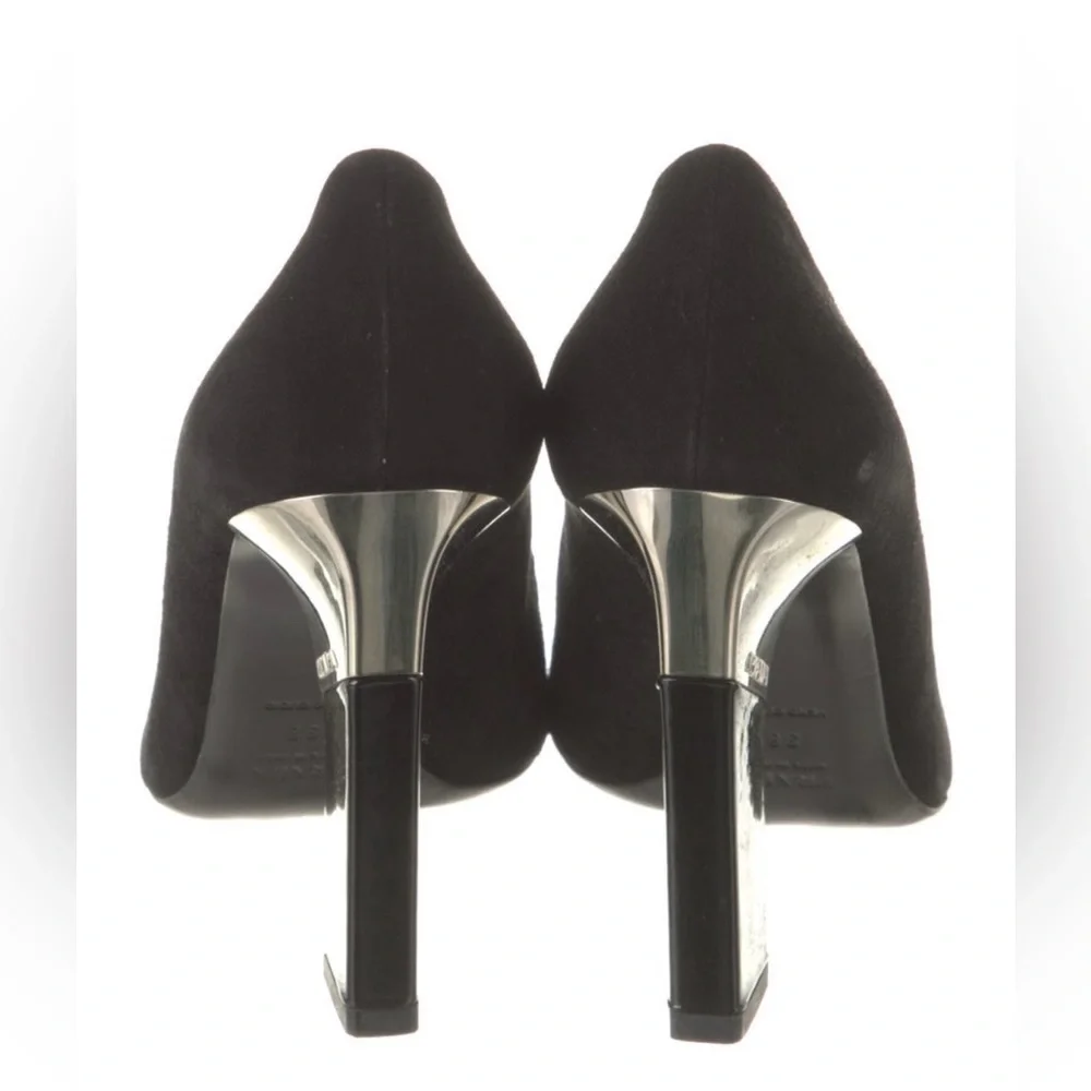 PRADA logo heeled black Suede Pumps SZ 40 (US SZ 10). Never worn. NWOT - Picture 4 of 12